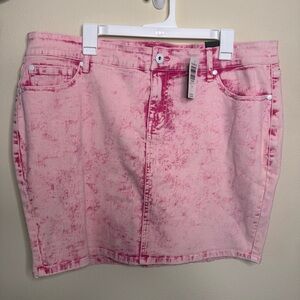 Torrid - pink stretch denim skirt - size 18